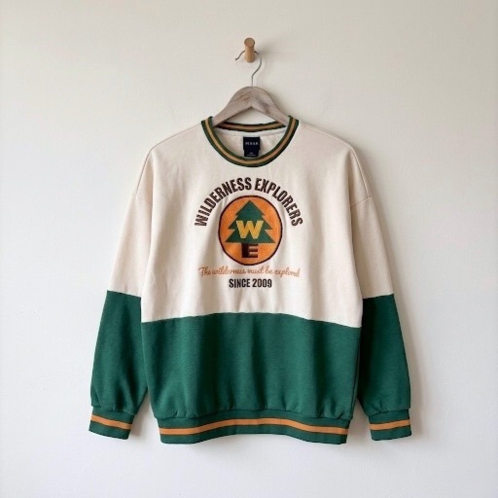 Pixar BoxLunch Up Wilderness Explorers Sweatshirt Jersey Green Medium Oversized